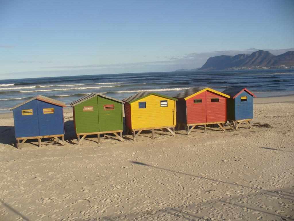 Apartamento Royal At Sea Muizenberg Exterior foto